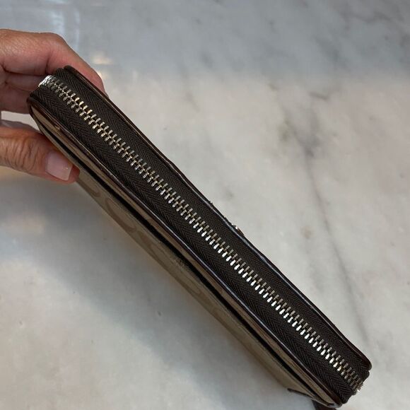 Coach Ashley Signature Logo Full Zip Wallet - Picture 8 of 15